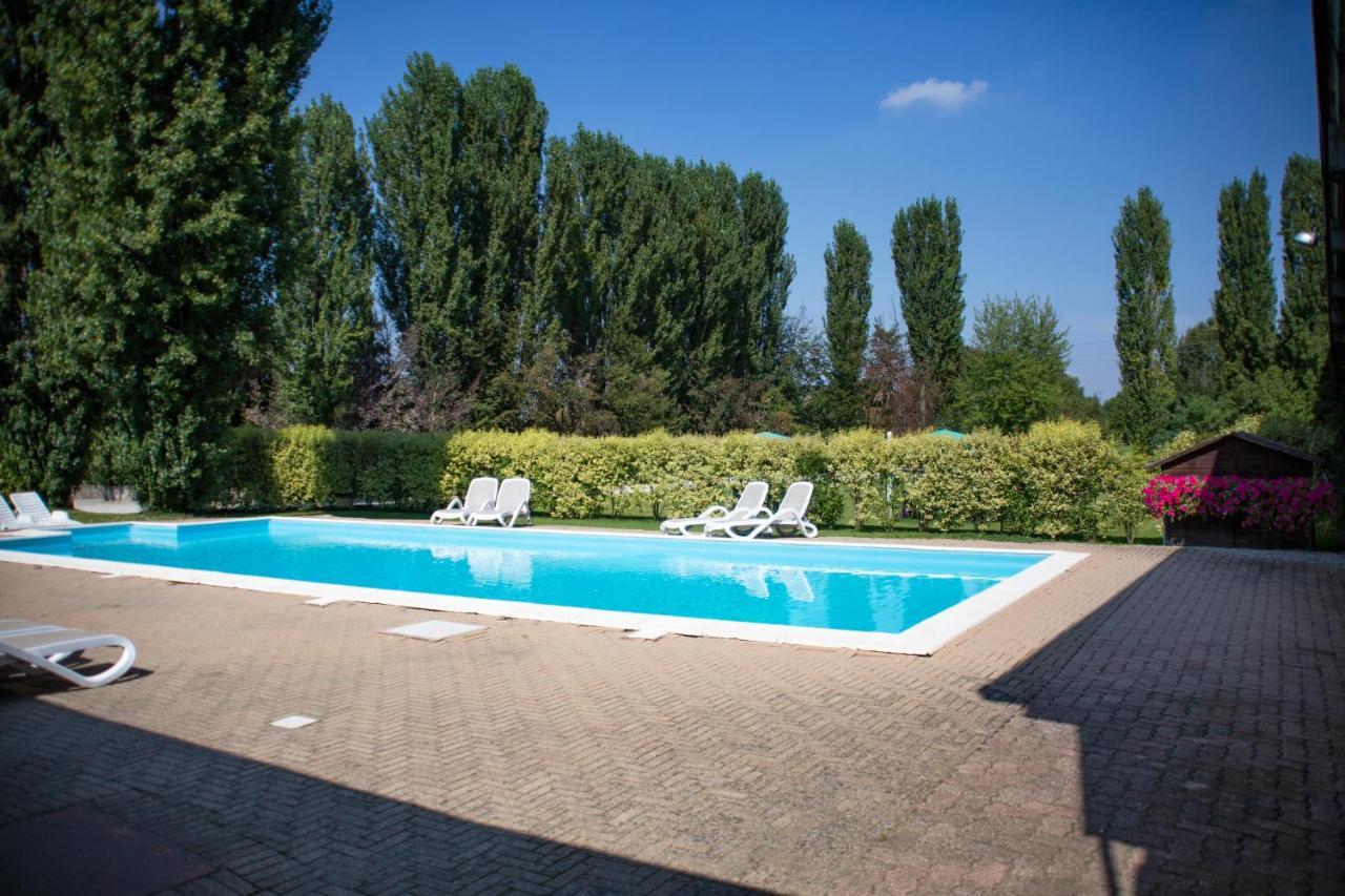 Agriturismo La Margherita Карманьйола Екстер'єр фото